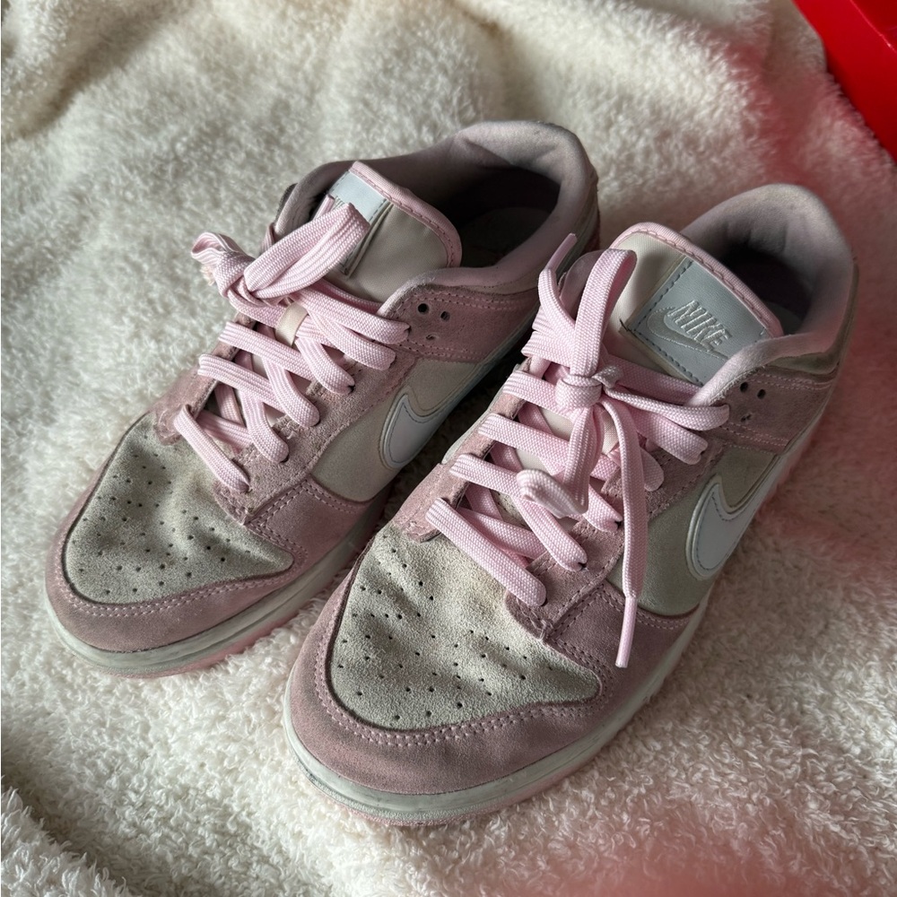 Nike Dunk Low LX Pink Foam Women’s Size 8 - Picture 5 of 6